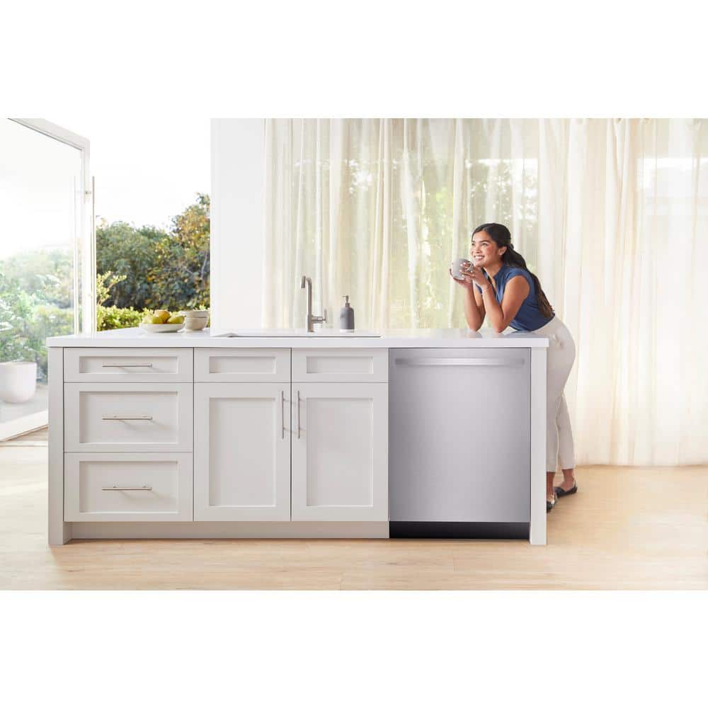 24" Stainless Steel Built-In Top Control Dishwasher with Adjustable Rack