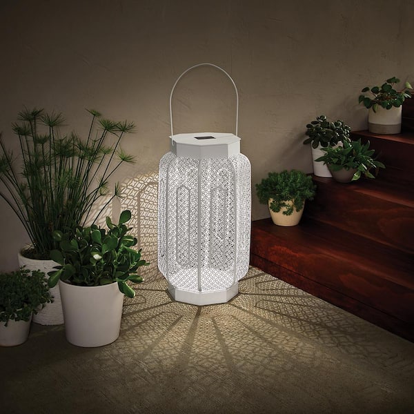 Hampton Bay Verona White Dusk to Dawn Integrated LED Outdoor Solar