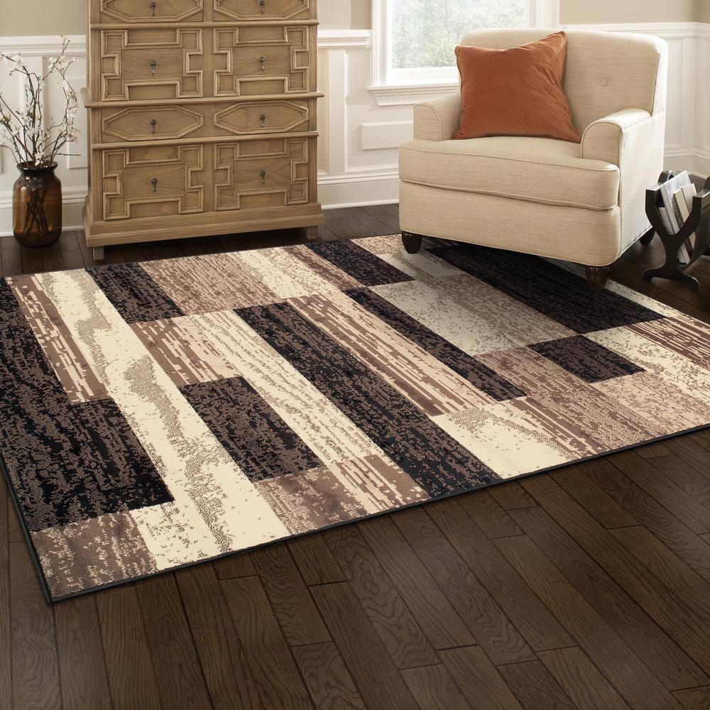Chocolate Geometric Medium Pile Indoor Area Rug
