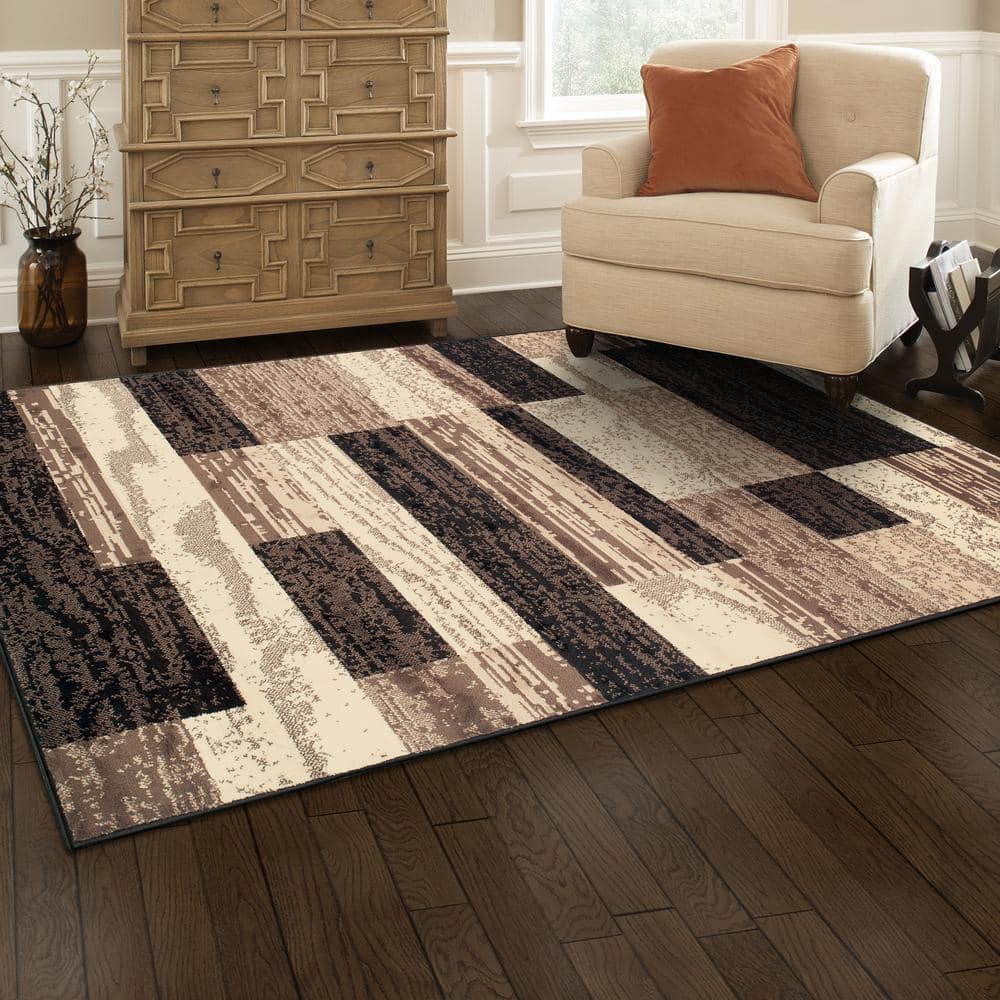 Chocolate Geometric Medium Pile Polypropylene Area Rug