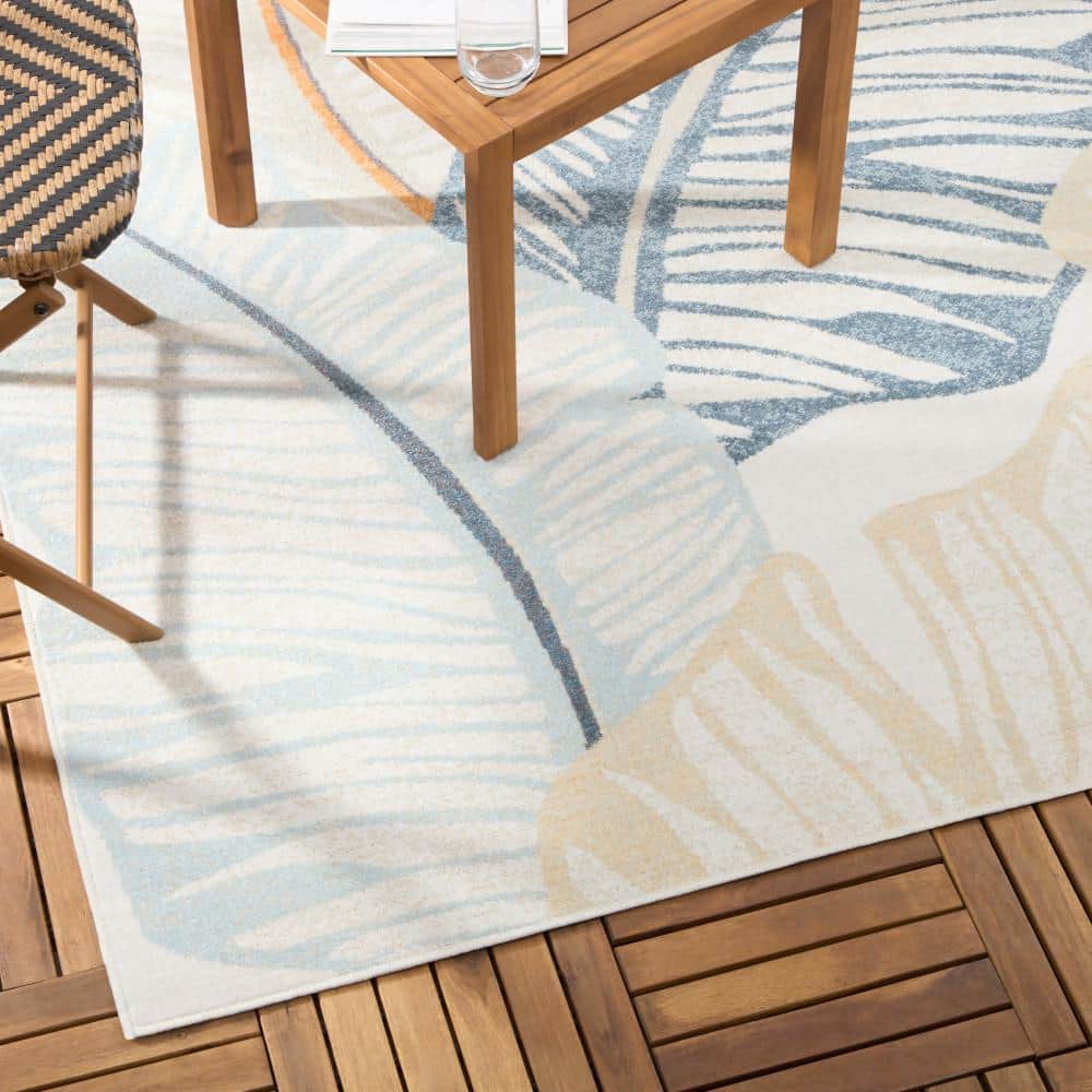 Ivory and Multicolor Synthetic Palm Fronds Indoor/Outdoor Rug
