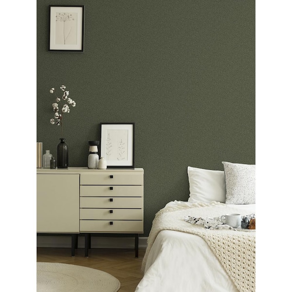 Anna Dark Green Fern Trail Non Woven Paper Wallpaper Sample