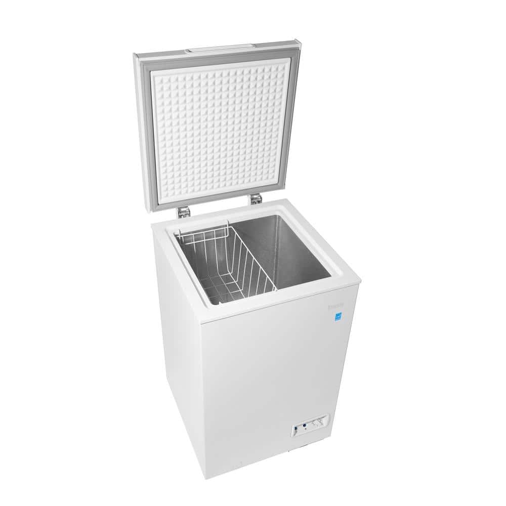 Compact White Energy Star Chest Freezer with Manual Defrost