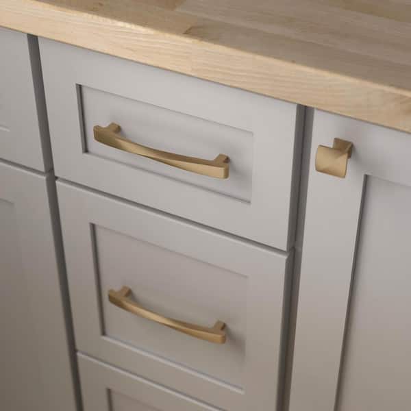 Modern Twist 5-1/16 in. (128 mm) Modern Champagne Bronze Cabinet Drawer Pull
