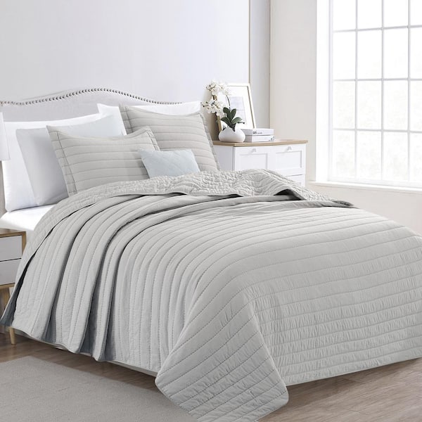 FRESHFOLDS Grey Full/Queen Premium Solid Channel Stitched 3-Piece Microfiber Quilt Set