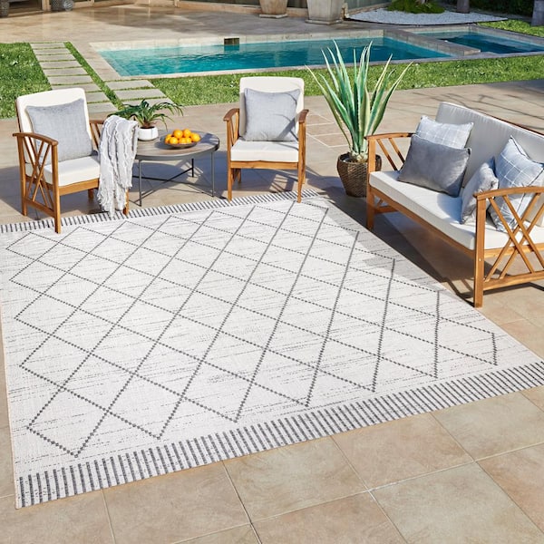 Ringley Parcie Ivory 8 ft. x 10 ft. Geometric Indoor/Outdoor Area Rug