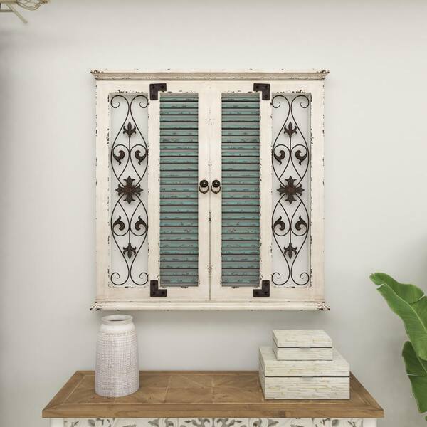 Set of two Wood Shutter, Rustic Decor, hot Rustic Wall Hangings, Shutters with Wreath,