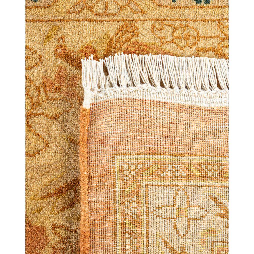 Handmade Traditional Red and Tan Wool 8' x 10' Area Rug