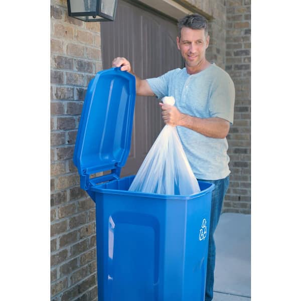 Rubbermaid Roughneck 30 Gal. Green Trash Can with Lid - Power