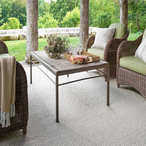 Annabelle Handwoven Grey 8 ft. x 10 ft. Outdoor Area Rug