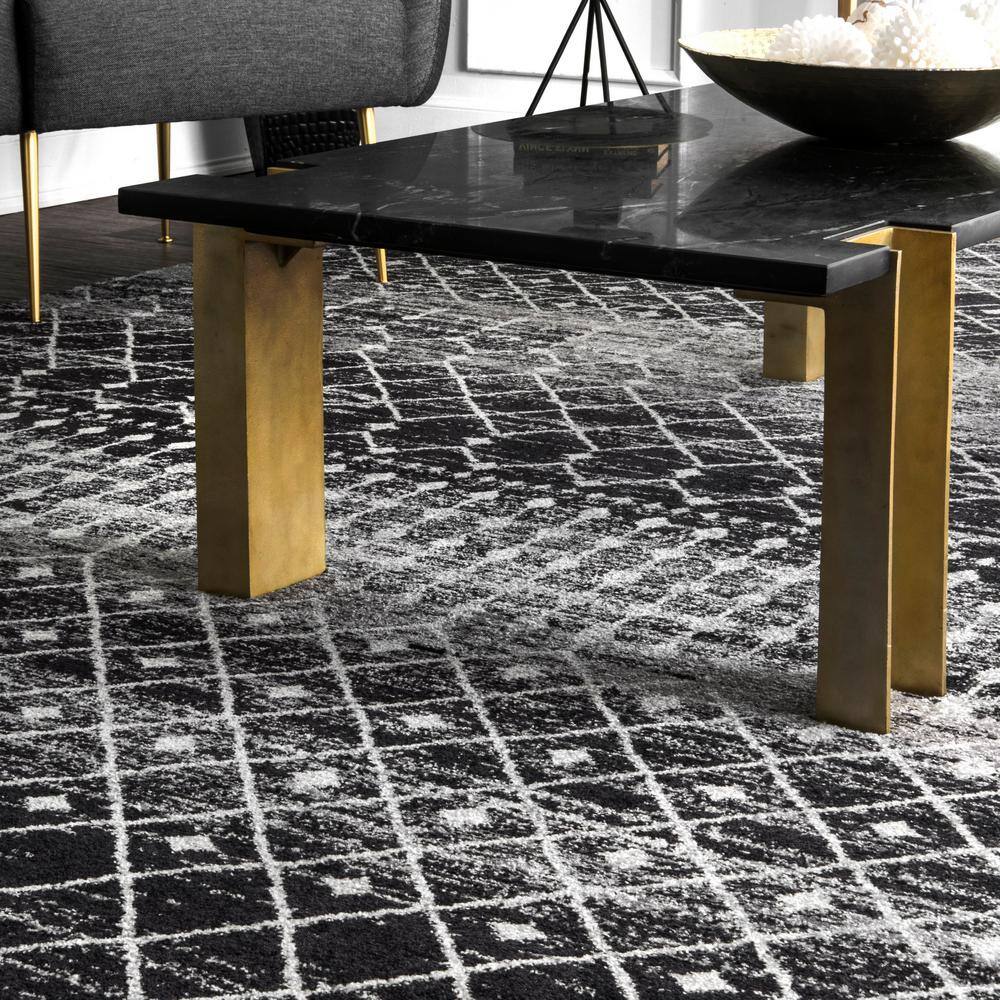 Handmade Moroccan-Inspired Black Synthetic Area Rug 62"x24"