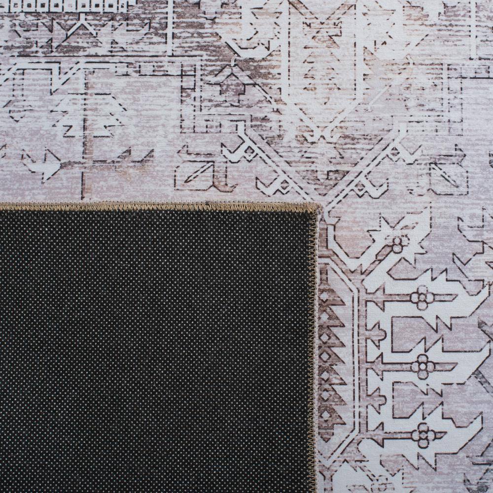Tucson 5' Round Gray and Beige Synthetic Washable Rug