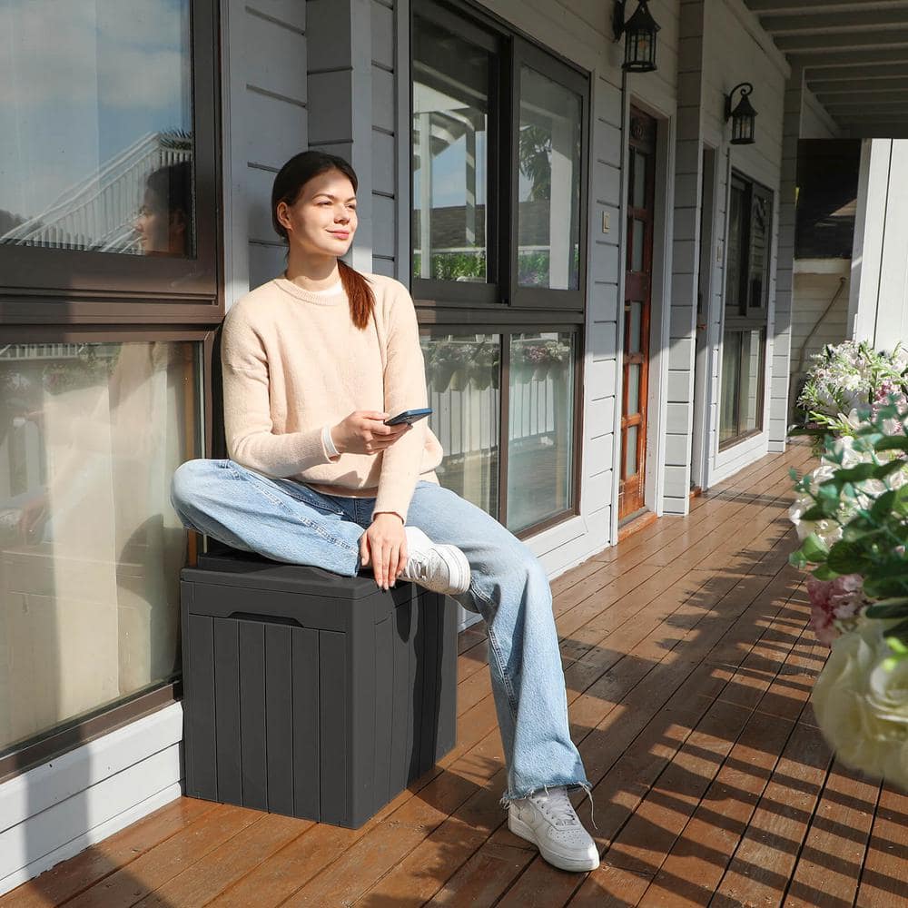 32 Gallon Black Polypropylene Lockable Deck Box