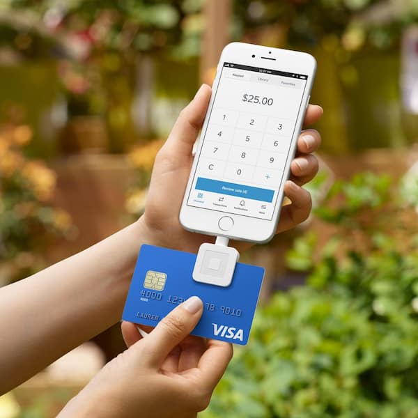 Square Lightning Reader for Magstripe (with Lightning Connector) A