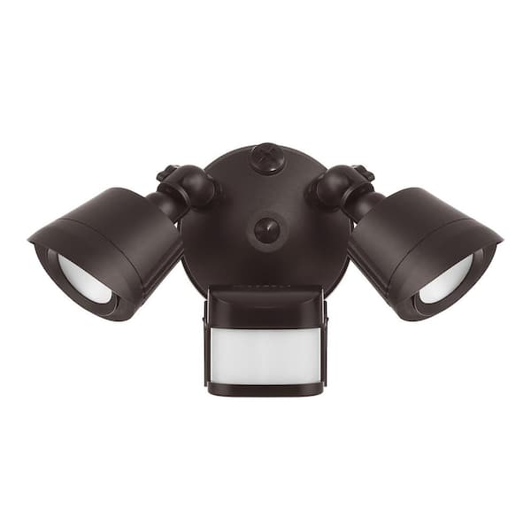 Heath Zenith 180-Degree 1600-Lumen Bronze Hardwired Integrated LED Motion-Activated Flood Light Heath Zenith 180-Degree 1600-Lumen Bronze Hardwired Integrated LED Motion-Activated Flood Light