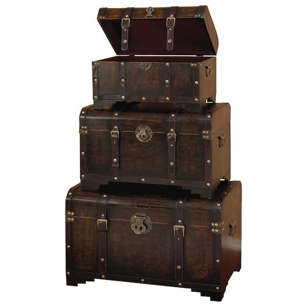 Litton Lane Distressed Brown Mdf Wood, Faux Leather Trunk