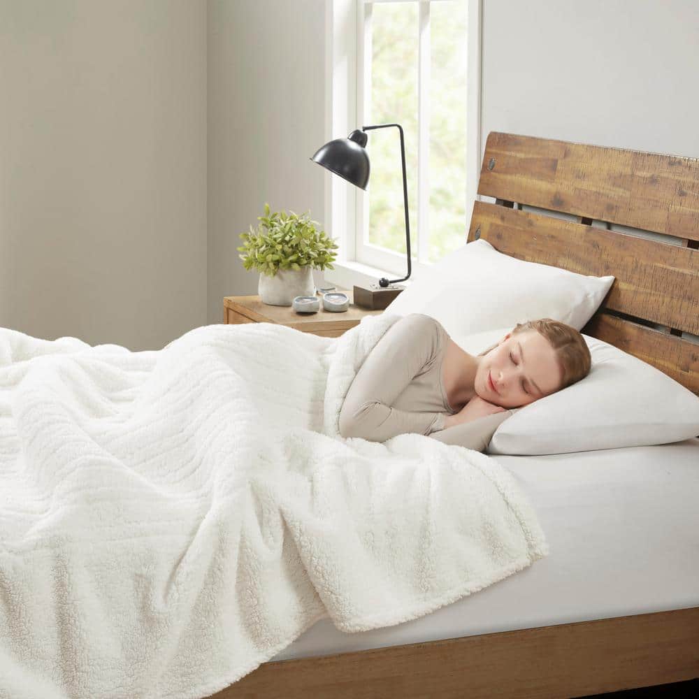 Twin Ivory Sherpa Reversible Heated Blanket