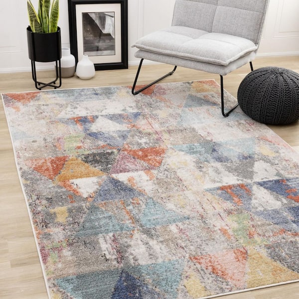 Solenne Collections 5 ft. x 8 ft. Grey Geometric;Distressed Indoor Area Rug