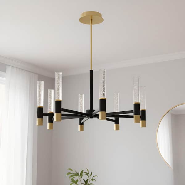 Quoizel Davies 8-Light Brushed Gold Chandelier with Seedy Crystal