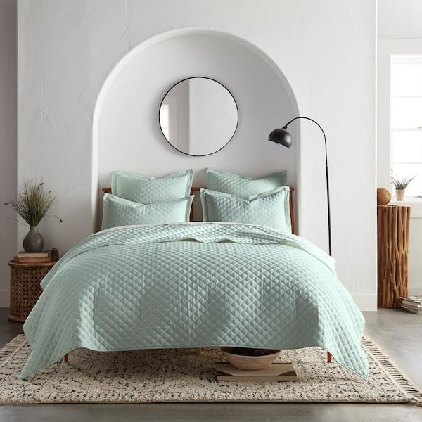 LEVTEX HOME Austin Spa 3-Piece Diamond Linen/Cotton Full/Queen Quilt Set