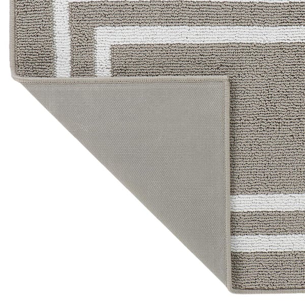 Double Line Light Gray/White 2 ft. x 4 ft. Tufted Border Polypropylene Accent Rug
