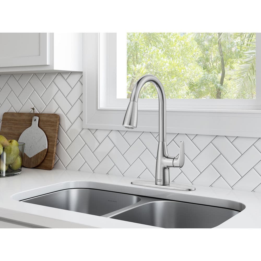 Stainless Steel Single-Handle Pull-Down Kitchen Faucet with Spray