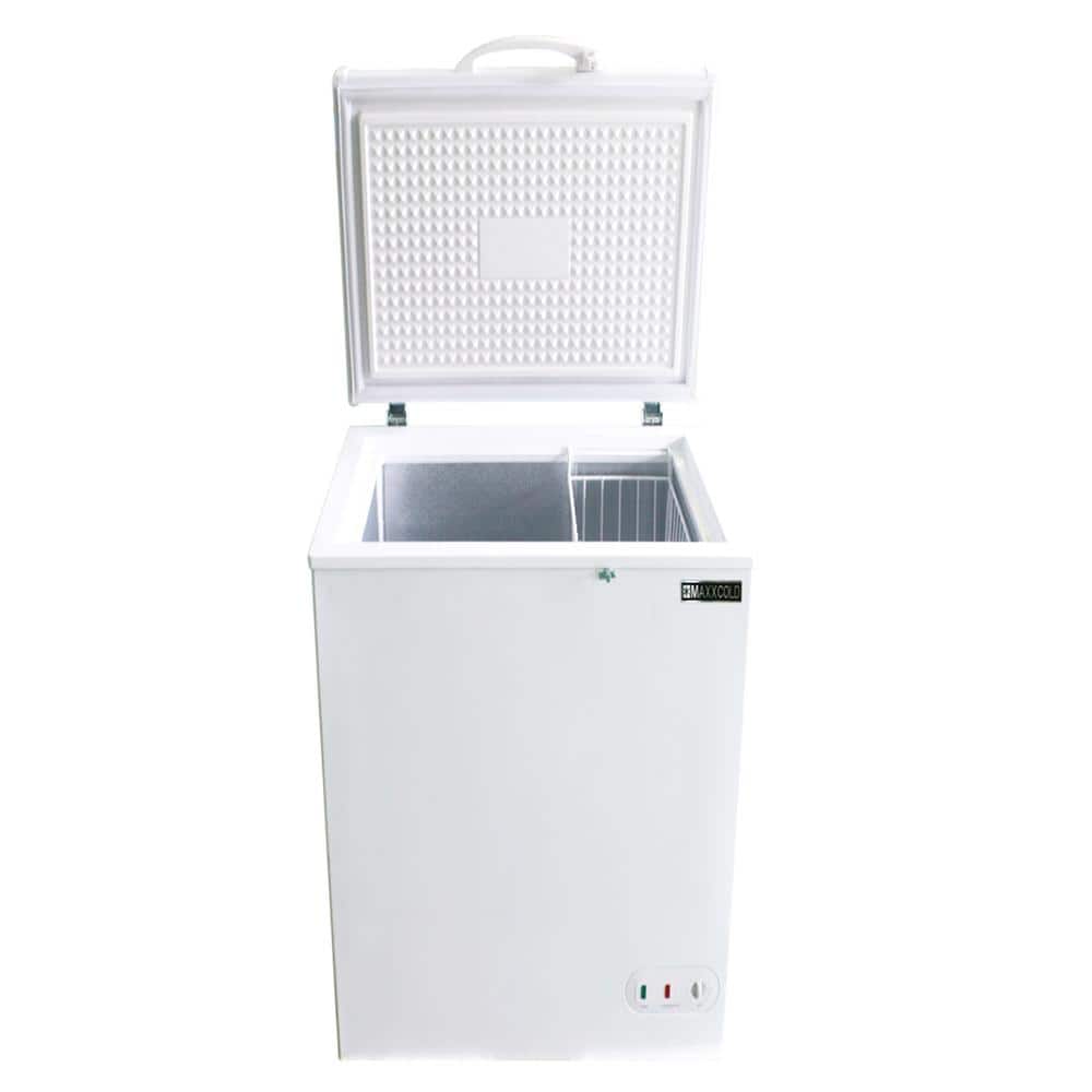 Maxx Cold 22.8" White Steel Compact Chest Freezer