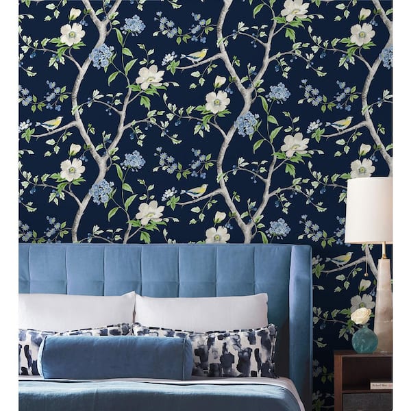 LILLIAN AUGUST Luxe Haven Navy Blue and Spring Green Floral Trail Vinyl  Peel and Stick Wallpaper Roll 40.5 sq. ft. LN21312 - The Home Depot