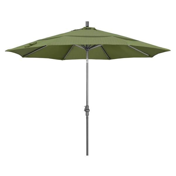 California Umbrella 11 ft. Hammertone Grey Aluminum Market Patio Umbrella with Crank Lift in Terrace Fern Olefin