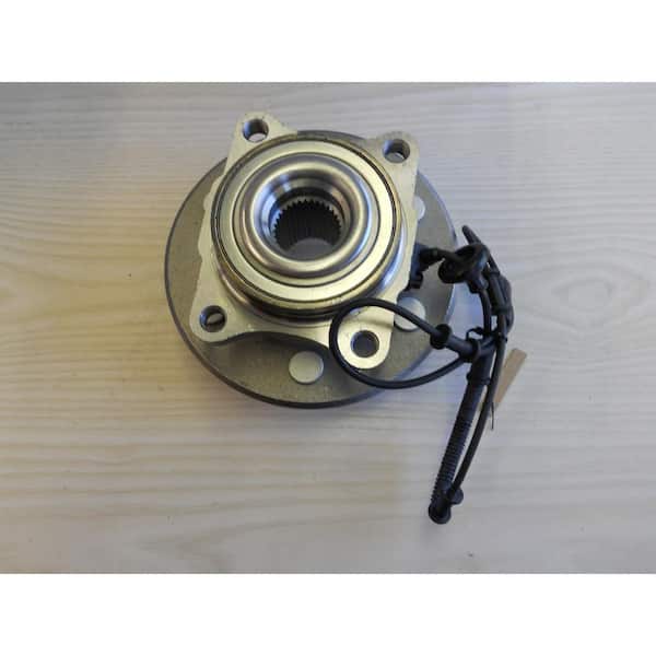 CRS Wheel Bearing and Hub Assembly - Rear