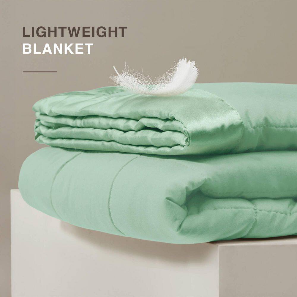 Full Seafoam Down Alternative Blanket with Satin Trim