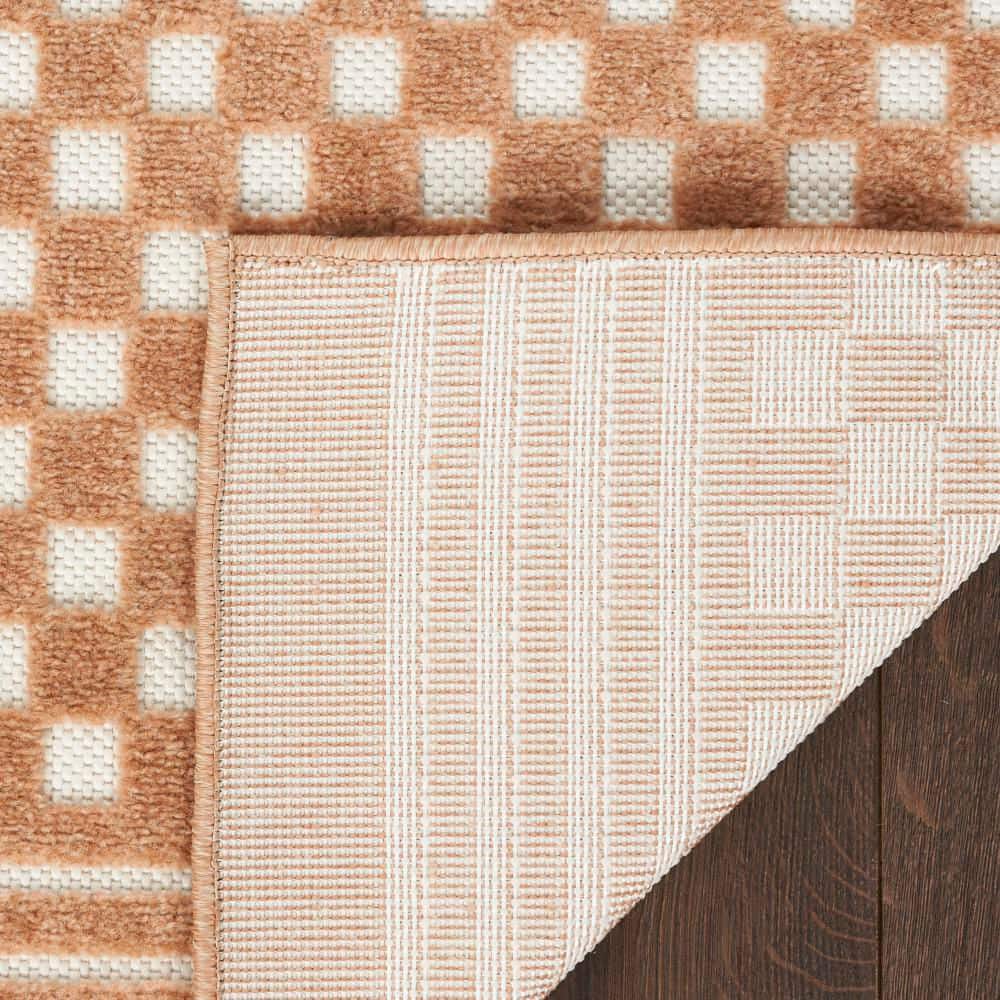 Copper and White Geometric Pattern Runner Rug 2' x 6'