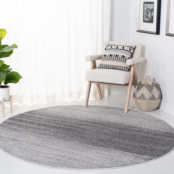 Adirondack Gray/Ivory 6 ft. x 6 ft. Gradient Round Area Rug