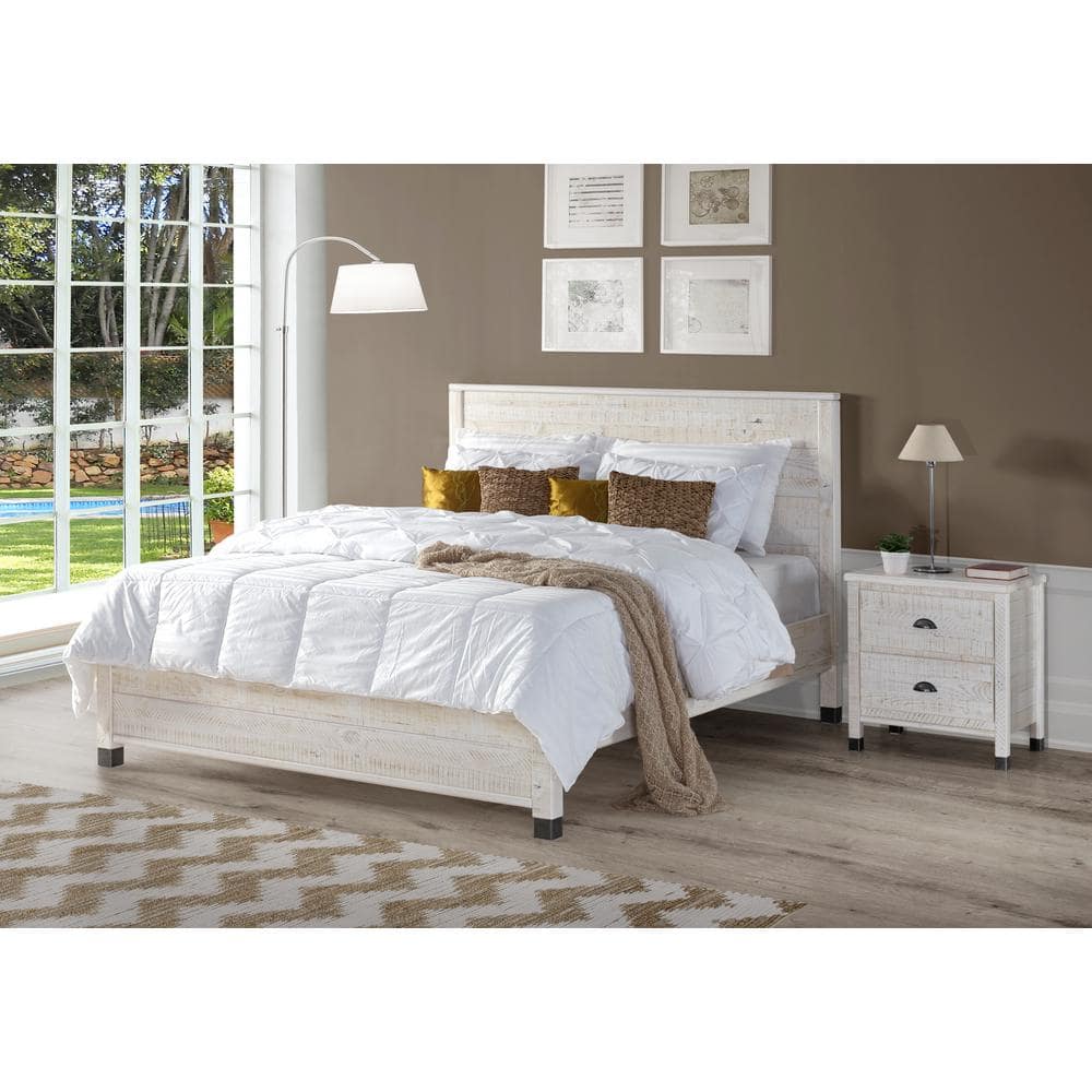 Baja Queen-Sized Rustic Pine Wood Platform Bed with Slatted Foundation