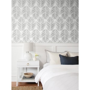 Daydream Grey Marina Palm Unpasted Nonwoven Wallpaper Roll 57.5 sq. ft.