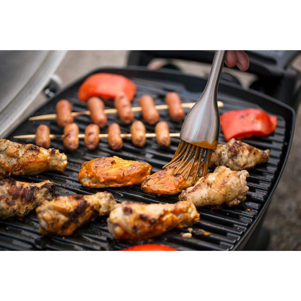 Weber Q1200 Red Portable Propane Gas Grill with Folding Tables