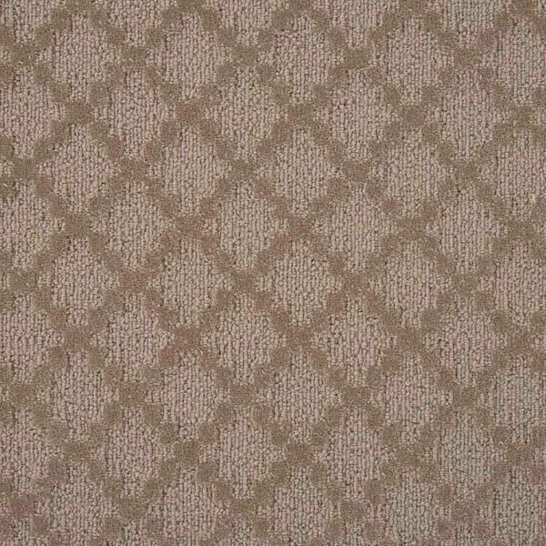 Intriguing Color Saddle Custom Area Rug with Pad
