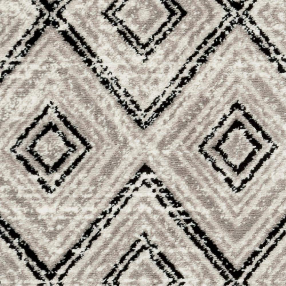 Skyler Silver Medallion Easy Care Runner Rug
