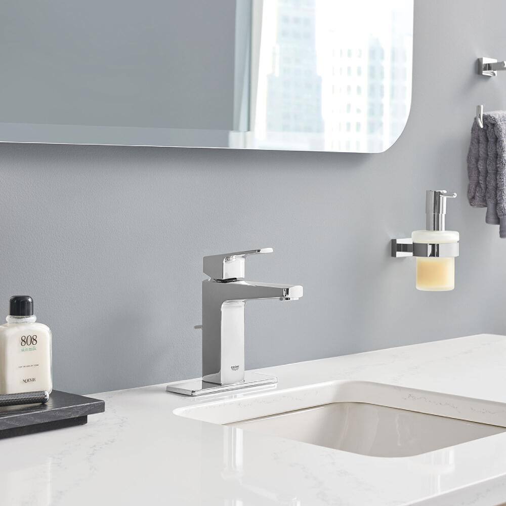 Tallinn Starlight Chrome Single-Handle Bathroom Faucet