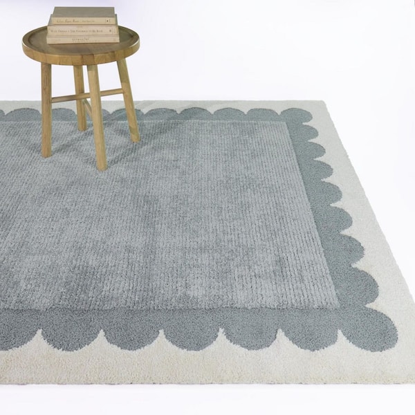 Shelford Cream 3 ft. 11 in. x 5 ft. 7 in. Kids Scallop Border Area Rug