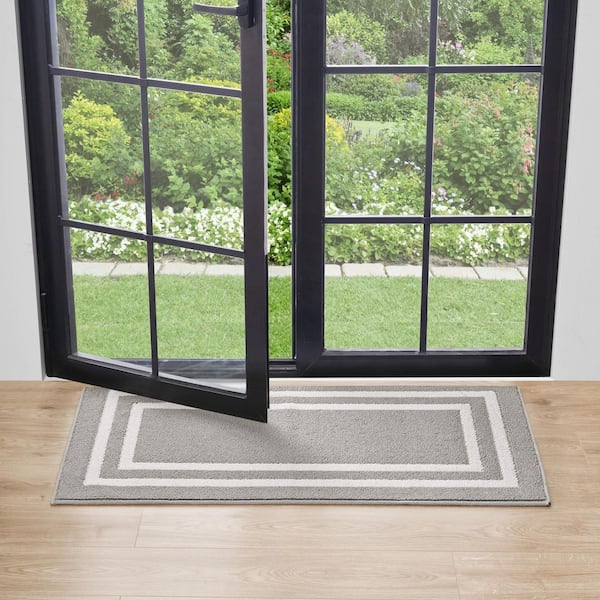 Nautica Washable Skid Resistant Light Grey/White 2.2 ft. x 4 ft