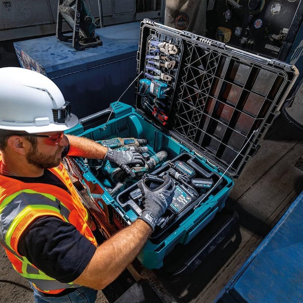 Makita - MAKTRAK Rolling Tool Chest