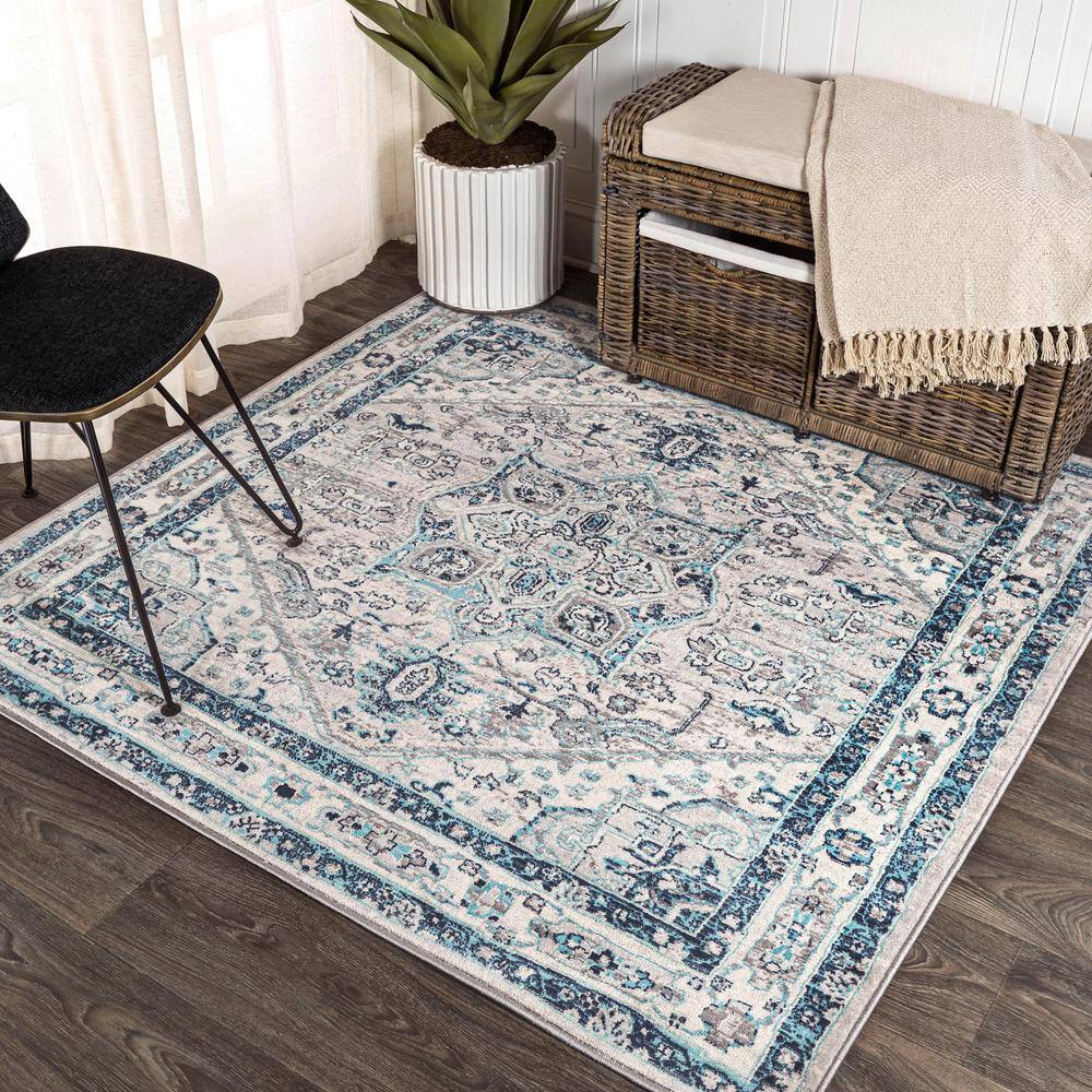 Modern Vintage Medallion 8' Square Area Rug in Light Grey/Blue