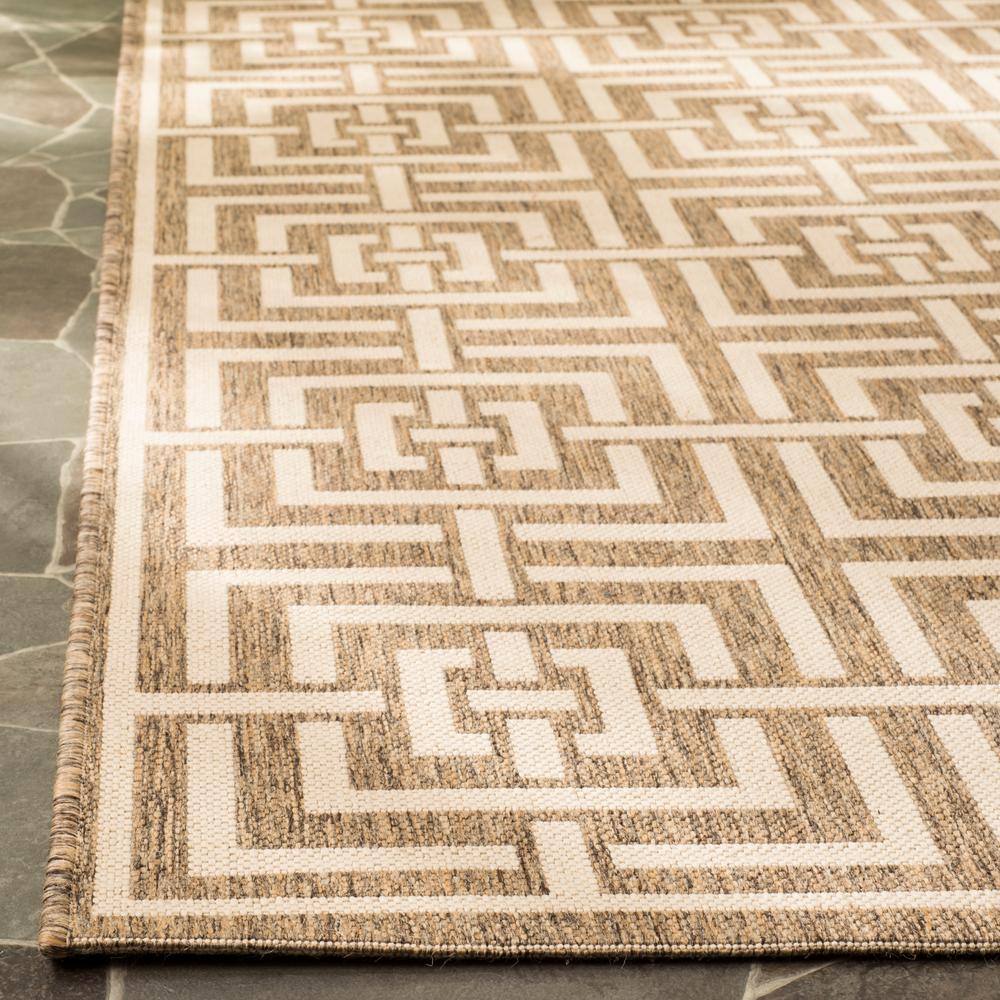 Beige and Cream Geometric Indoor/Outdoor Rug