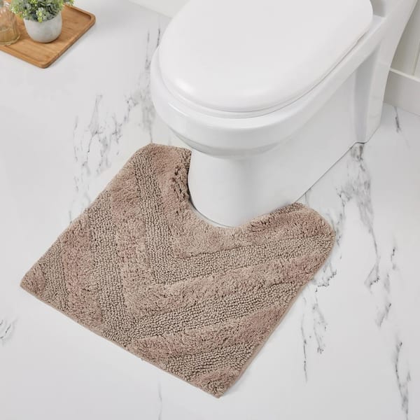 https://images.thdstatic.com/productImages/bebee298-7996-4a5f-98b7-4cdb16ec25b4/svn/gray-better-trends-bathroom-rugs-bath-mats-bahg4pc17182021gry-4f_600.jpg