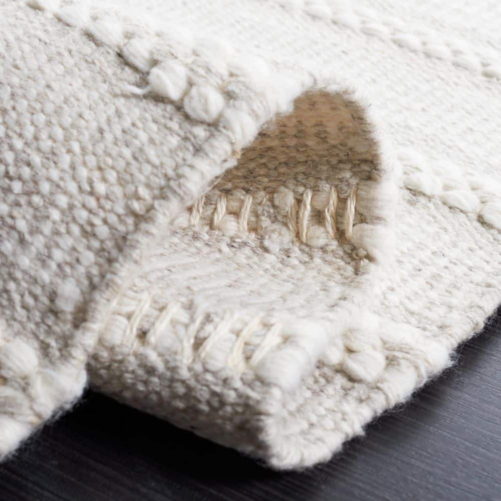 Light Grey and Ivory Flat Woven Wool Area Rug, 6' x 9'