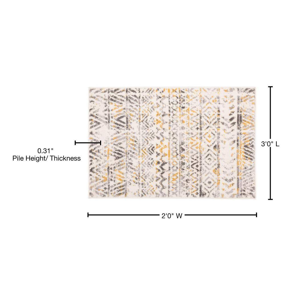 Yellow and Gray Geometric Synthetic Area Rug 2' x 3'