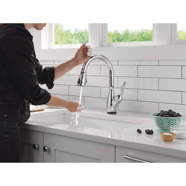 Leland Touch2O with Touchless Technology Single Handle Pull Down Sprayer Kitchen Faucet in Chrome