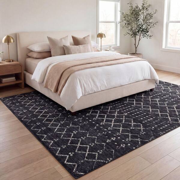 JONATHAN Y Leila Moroccan Diamond Trellis Machine-Washable Dark