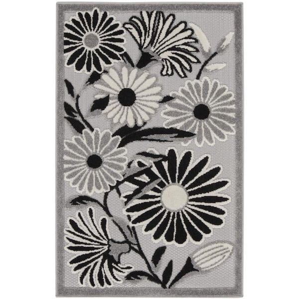 Black, White 3 ft. x 4 ft. Loomed Floral Polypropylene Rectangle Indoor/Outdoor Area Rug